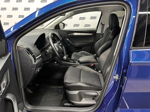 Внедорожник Skoda Karoq 2021 года, 2125000 рублей, Красноярск
