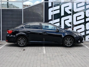 Седан Toyota Avensis 2012 года, 1370000 рублей, Краснодар
