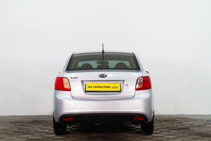 Седан Kia Rio 2010 года, 719000 рублей, Сургут