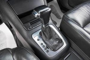 Внедорожник Volkswagen Tiguan 2010 года, 1099000 рублей, Барнаул