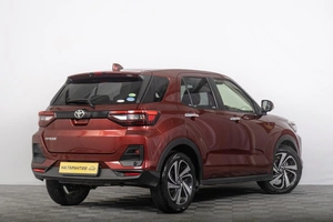 Внедорожник Toyota Raize 2019 года, 1799000 рублей, Томск
