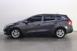 Хэтчбек Kia Ceed 2012 года, 1010000 рублей, Брянск