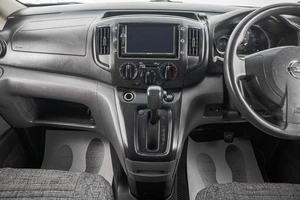 Минивэн Nissan NV200 2011 года, 1039000 рублей, Барнаул