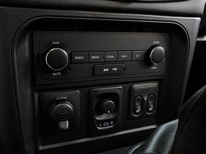 Внедорожник ВАЗ (LADA) Niva Travel 2023 года, 1219000 рублей, Волгоград