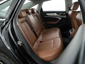 Седан Audi A6 2019 года, 3899077 рублей, Москва