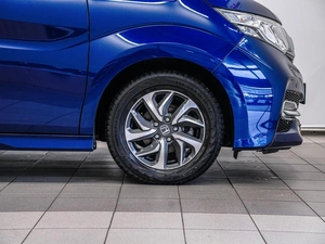 Минивэн Honda Stepwgn Spada 2016 года, 1850000 рублей, Красноярск