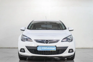 Хетчбэк Opel Astra GTC 2013 года, 1129000 рублей, Челябинск