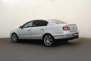 Седан Volkswagen Passat 2008 года, 757000 рублей, Орёл