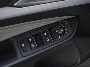 Хетчбэк Volkswagen Golf 2022 года, 2974444 рублей, Москва