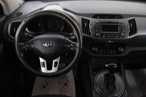 Внедорожник Kia Sportage 2012 года, 1419000 рублей, Омск