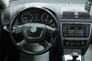 Универсал Skoda Octavia 2012 года, 893000 рублей, Солонцы