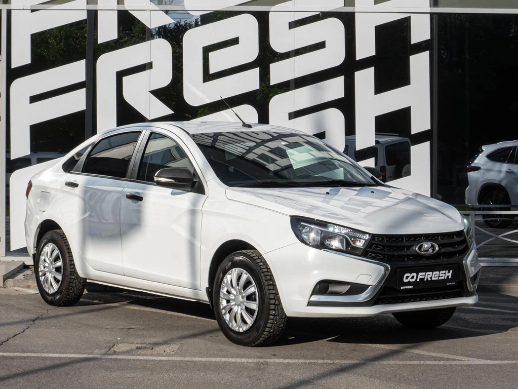 Седан ВАЗ (LADA) Vesta 2016 года, 710000 рублей, Волгоград
