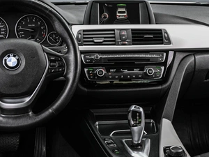 Седан BMW 3 серия 2017 года, 2299000 рублей, Кирилловка