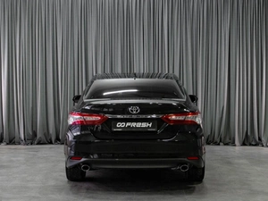 Седан Toyota Camry 2023 года, 3319000 рублей, Тюмень