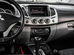 Пикап Mitsubishi L200 2012 года, 1499000 рублей, Кирилловка