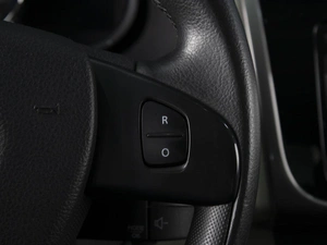 Седан Renault Logan 2017 года, 760000 рублей, Омск