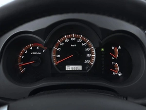 Пикап Toyota Hilux 2014 года, 2799000 рублей, Тверь