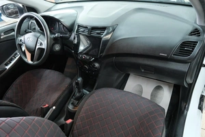 Седан Hyundai Solaris 2016 года, 1169000 рублей, Омск