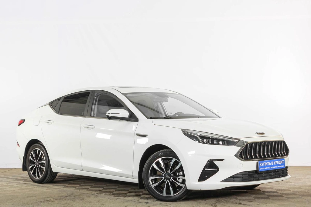 Лифтбек JAC J7 2023 года, 1699000 рублей, Тюмень