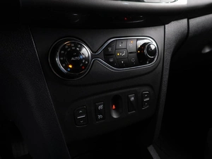 Хетчбэк Renault Sandero Stepway 2016 года, 1199000 рублей, Воронеж