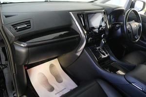 Минивэн Toyota Vellfire 2020 года, 5049000 рублей, Омск