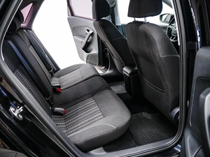 Седан Volkswagen Polo 2016 года, 1050000 рублей, Красноярск