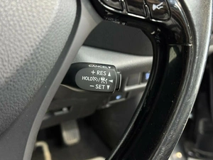 Внедорожник Toyota C-HR 2018 года, 1957000 рублей, Красноярск