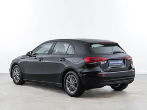 Хетчбэк Mercedes-benz A-класс 2019 года, 2457077 рублей, Москва