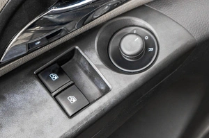 Хетчбэк Chevrolet Cruze 2012 года, 679000 рублей, Барнаул
