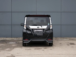 Хетчбэк Toyota Tank 2017 года, 1320000 рублей, Краснодар