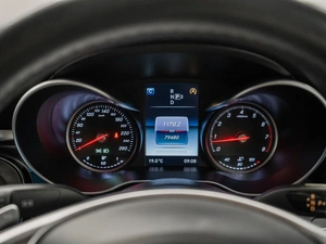 Седан Mercedes-benz C-класс 2015 года, 1990000 рублей, Красноярск