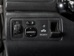 Хетчбэк Toyota Corolla 2005 года, 699000 рублей, Тюмень