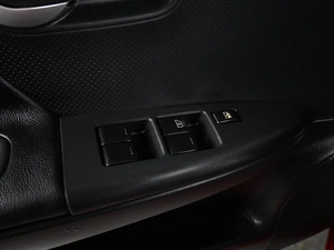 Хетчбэк Nissan Note 2012 года, 889000 рублей, Аксай