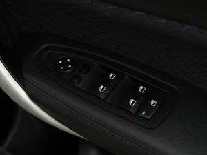 Хетчбэк BMW 1 серия 2015 года, 1348055 рублей, Москва