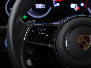 Внедорожник Porsche Cayenne 2018 года, 5699050 рублей, Москва