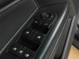 Хетчбэк Opel Astra 2013 года, 679000 рублей, Воронеж