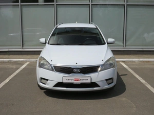 Хэтчбек Kia Ceed 2011 года, 890000 рублей, Брянск