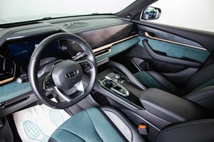 Внедорожник Geely Monjaro 2024 года, 3909000 рублей, Пермь