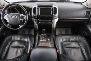 Внедорожник Toyota Land Cruiser 2013 года, 4399000 рублей, Красноярск