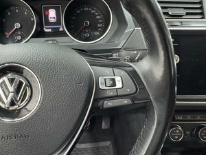 Внедорожник Volkswagen Tiguan 2018 года, 2520000 рублей, Красноярск