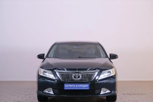 Седан Toyota Camry 2013 года, 1599000 рублей, Омск