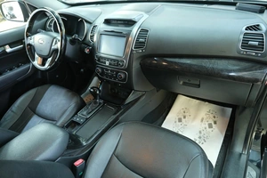 Внедорожник Kia Sorento 2016 года, 2199000 рублей, Омск