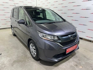 Минивэн Honda Freed 2019 года, 1450000 рублей, Красноярск