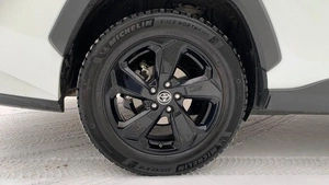 Внедорожник Toyota RAV4 2021 года, 3805000 рублей, Красноярск