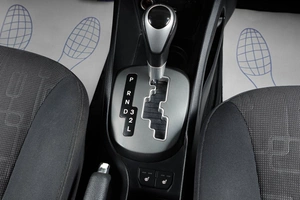 Хетчбэк Kia Rio 2013 года, 699000 рублей, Тюмень