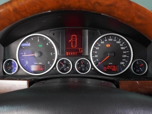 Внедорожник Volkswagen Touareg 2009 года, 1299000 рублей, Воронеж