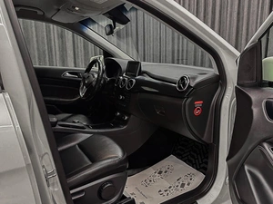 Хетчбэк Mercedes-benz B-класс 2013 года, 1150000 рублей, Красноярск