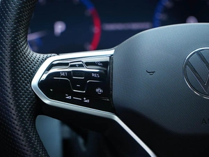 Лифтбек Volkswagen Polo 2021 года, 1849444 рублей, Москва
