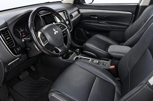 Внедорожник Mitsubishi Outlander 2014 года, 1679000 рублей, Челябинск
