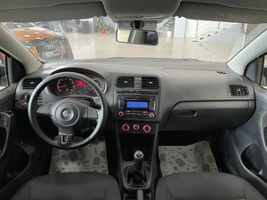 Седан Volkswagen Polo 2012 года, 697000 рублей, Солонцы
